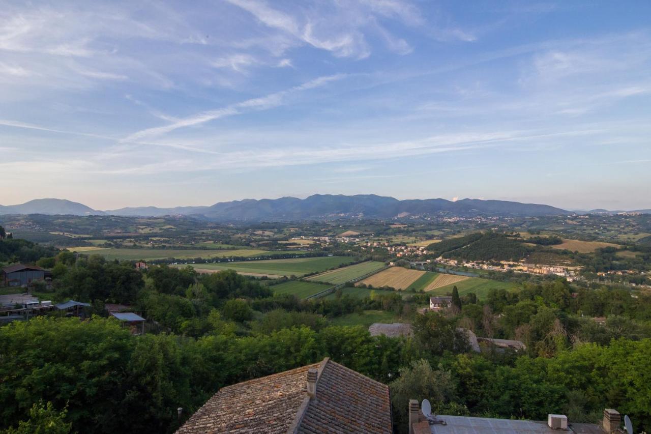 La Valle Del Tevere Torrita Tiberina Buitenkant foto